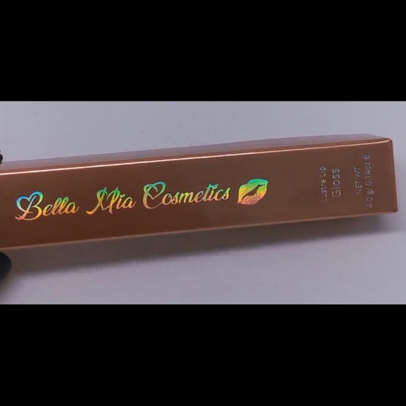 Luxurious Liquid Clear Lip Gloss 💋💋💋💋 - Picture 4 of 4